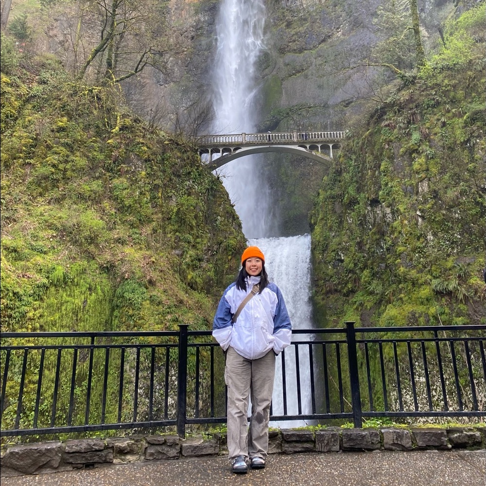 Meet your Posher, Emily